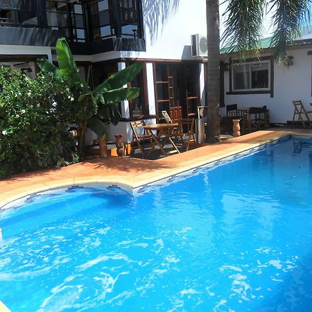 Si Mi Capitan - Cabanas & Habitaciones Puerto Iguazú Dış mekan fotoğraf