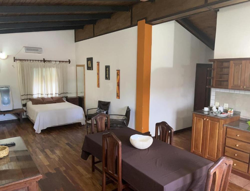 Si Mi Capitan - Cabanas & Habitaciones Puerto Iguazú Dış mekan fotoğraf