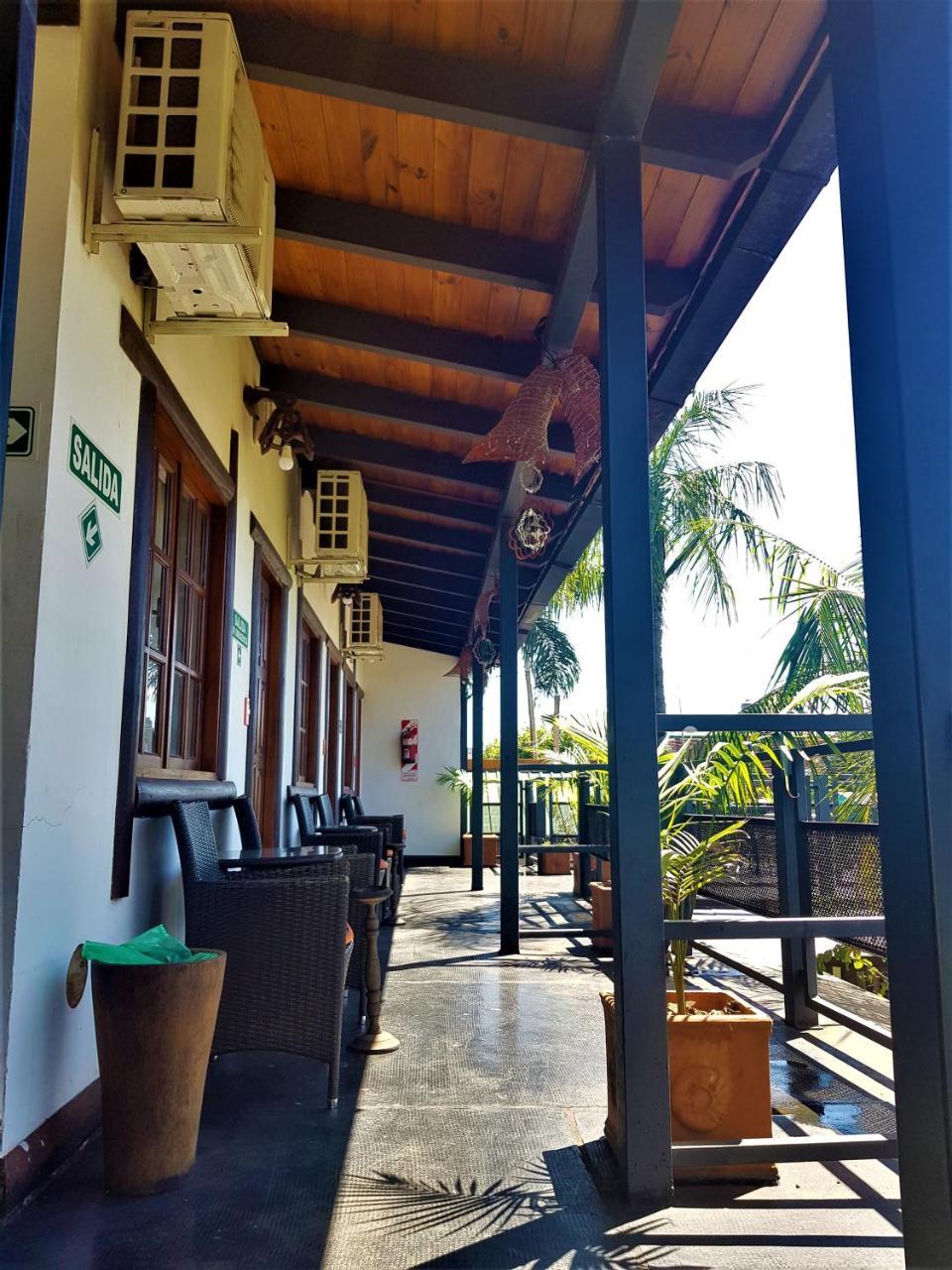 Si Mi Capitan - Cabanas & Habitaciones Puerto Iguazú Dış mekan fotoğraf