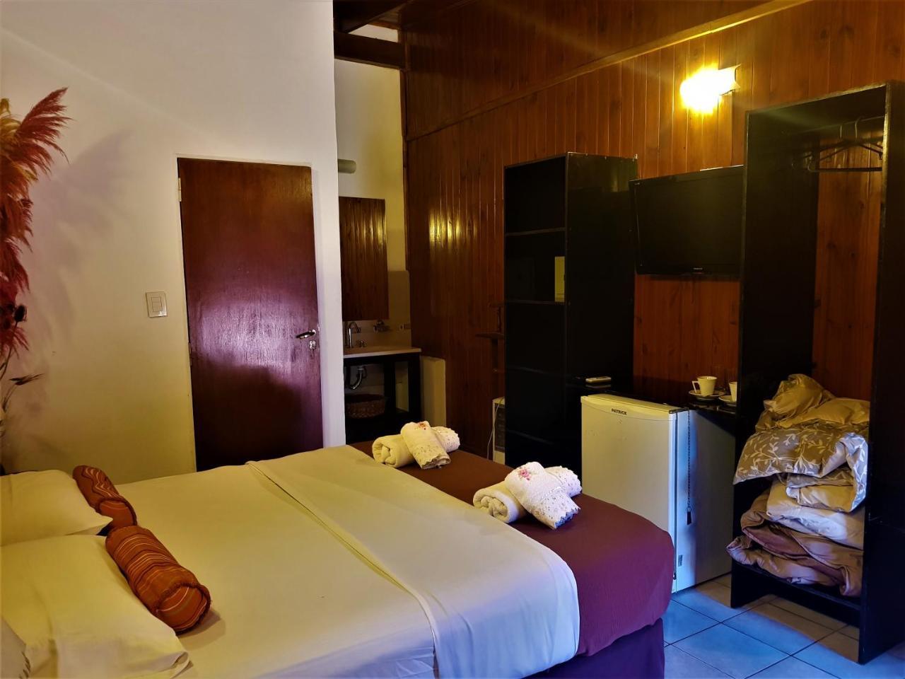 Si Mi Capitan - Cabanas & Habitaciones Puerto Iguazú Dış mekan fotoğraf