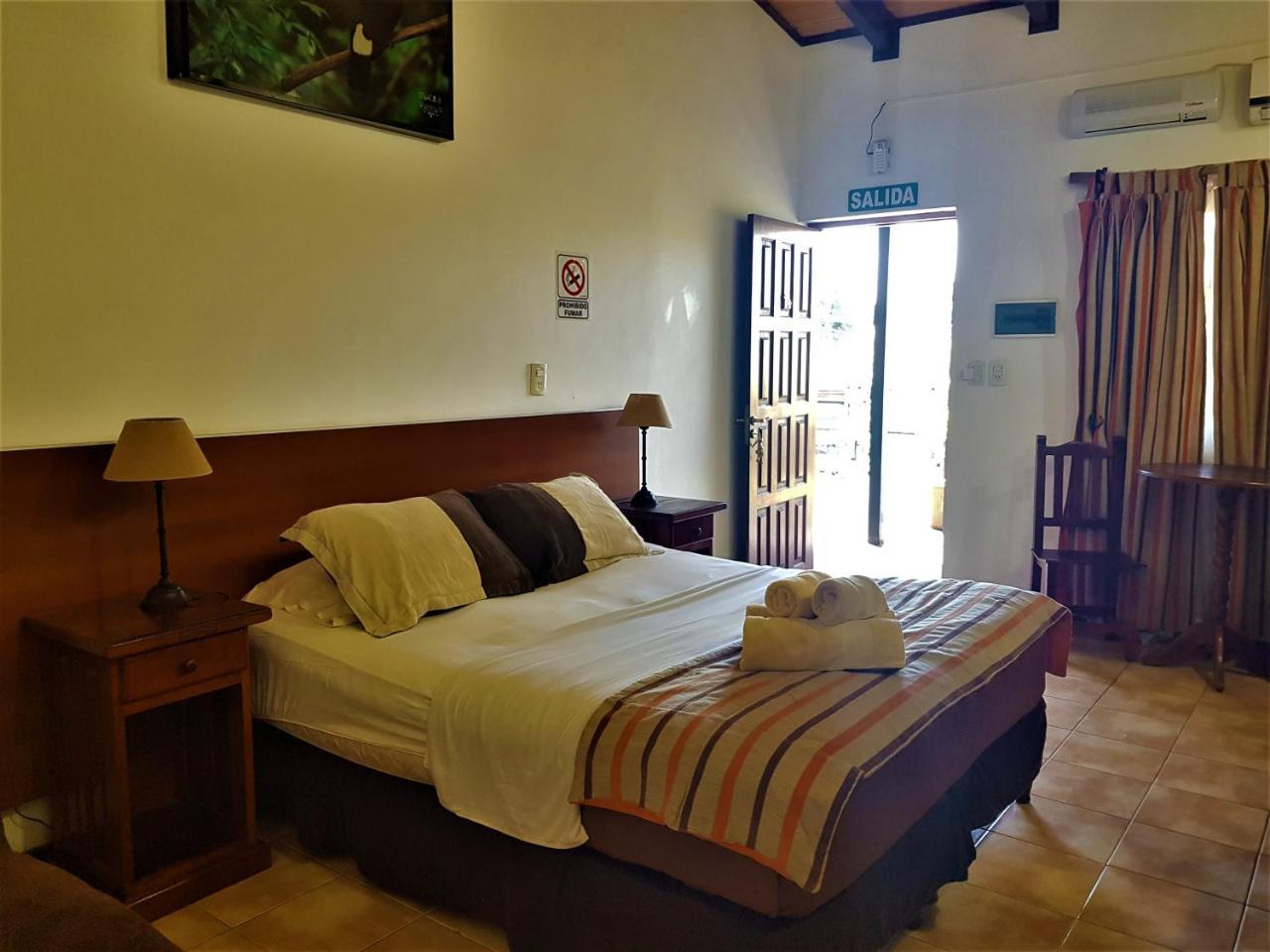 Si Mi Capitan - Cabanas & Habitaciones Puerto Iguazú Dış mekan fotoğraf